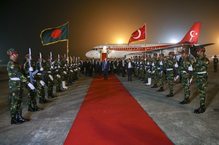 Başbakan Yıldırım'a görkemli karşılama 3