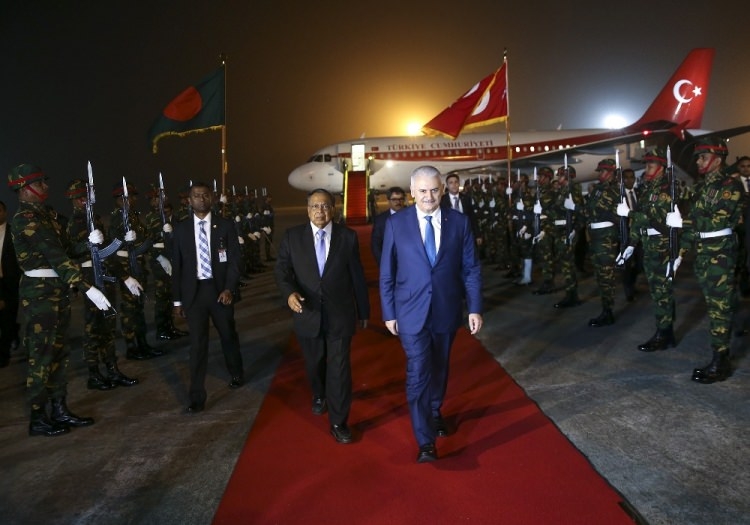 Başbakan Yıldırım'a görkemli karşılama 7