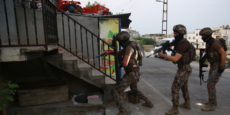 Adana'da PKK/KCK yapılanmasına operasyon! 17 kişi gözaltına alındı 1