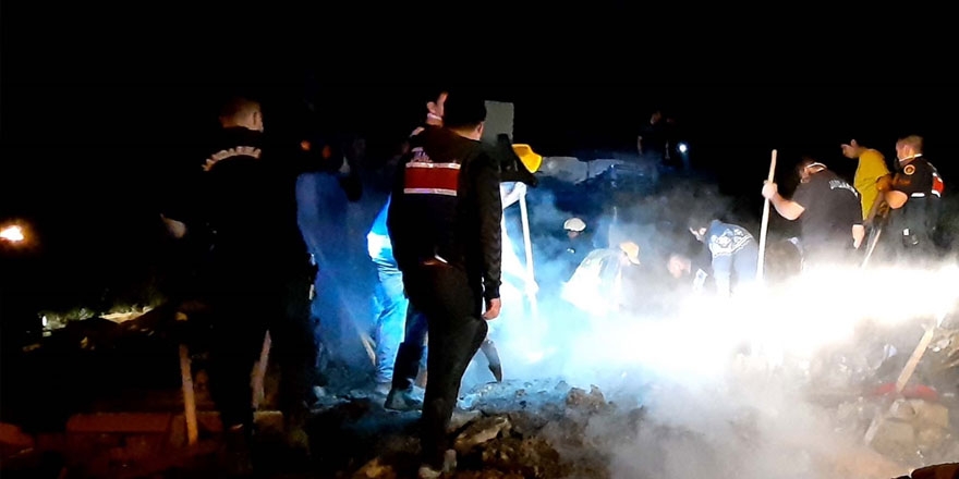 Bolu'da bir evde çıkan yangında iki çocuk hayatını kaybetti 1