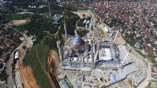Çamlıca Cami'nde dev kubbenin beton dökme işlemi başladı 7