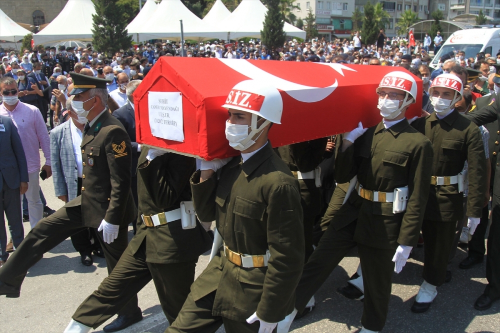 Mersin şehidi Caner Mayendağı Samsun'da son yolculuğuna uğurlandı 4