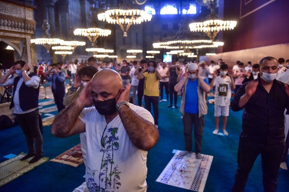 Ayasofya-i Kebir Cami-i Şerifi'nde 86 yıl sonra ilk bayram namazı 11