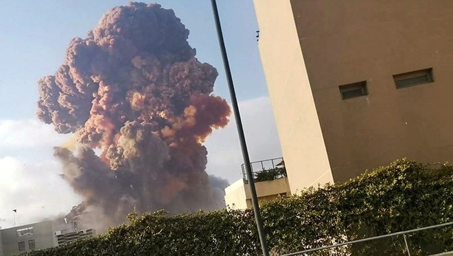 Beyrut'ta OHAL ilan edildi: 100 can kaybı, 4 bine yakın yaralı 1