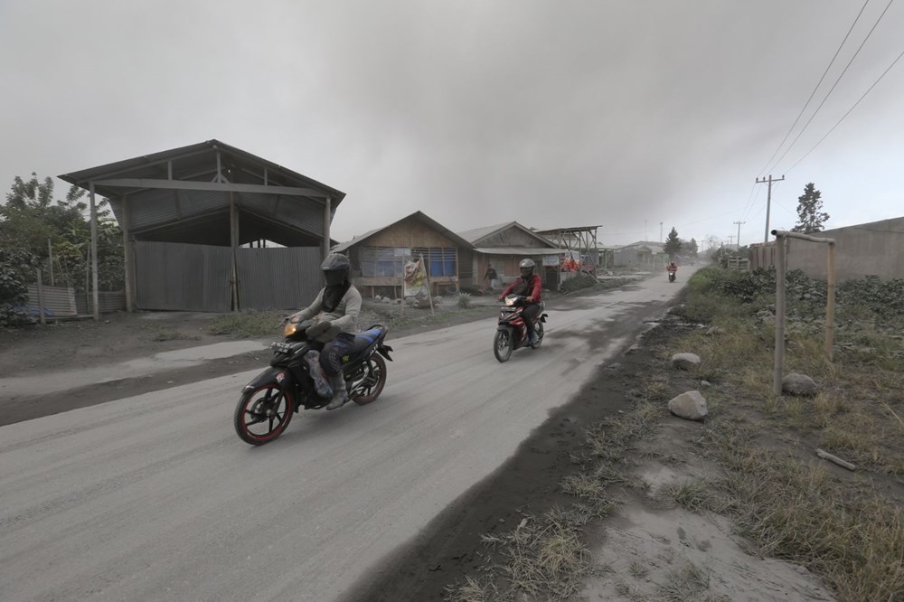 Endonezya'da Sinabung Yanardağı'nda hareketlilik 13