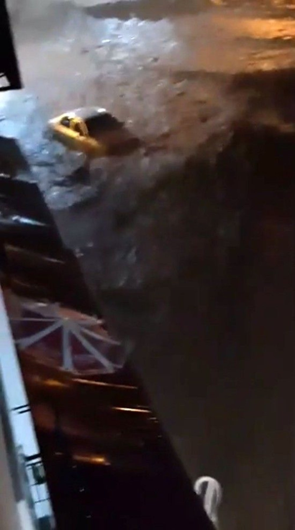 Giresun'u sel vurdu: 5 kişi hayatını kaybetti 11