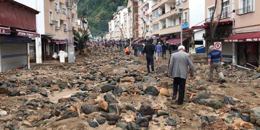 Giresun'u sel vurdu: 5 kişi hayatını kaybetti
