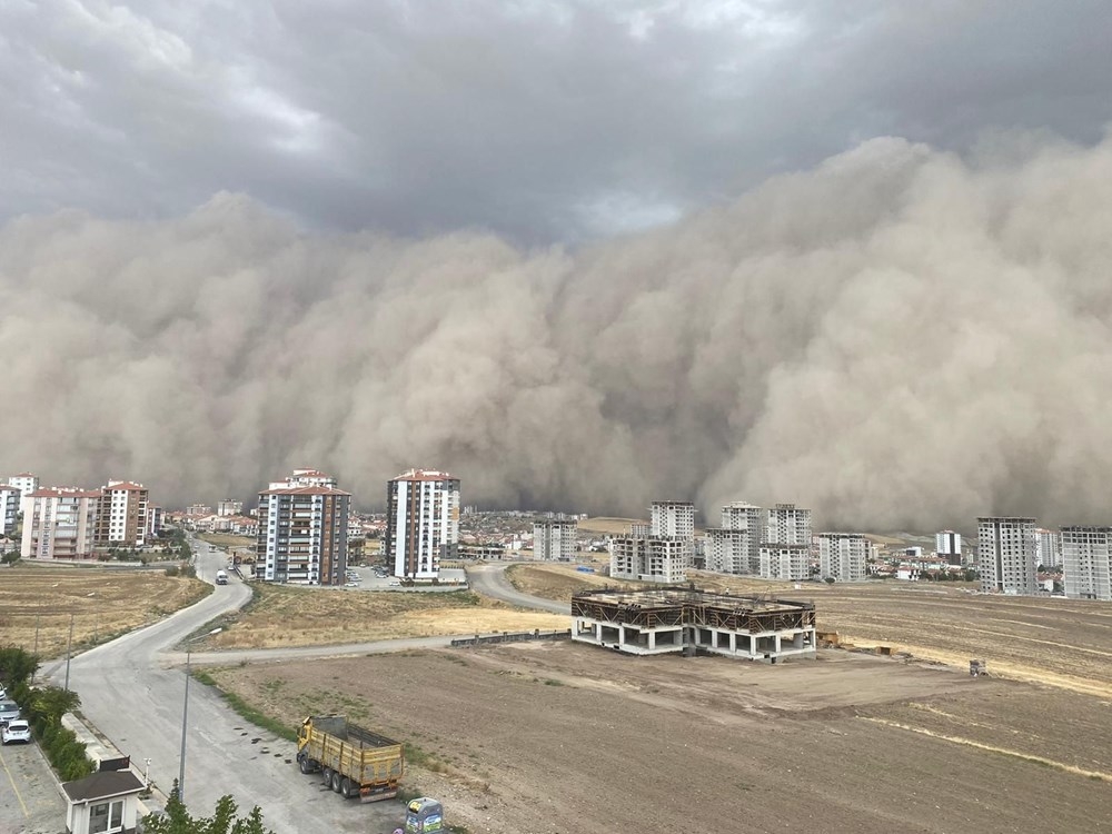 Ankara'daki kum fırtınasına dair yeni görüntüler geldi! 1