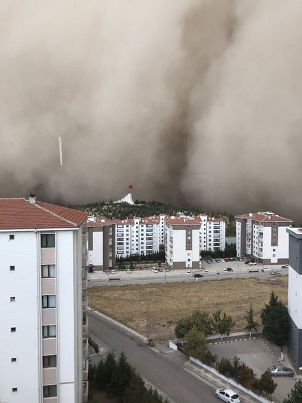 Ankara'daki kum fırtınasına dair yeni görüntüler geldi! 2