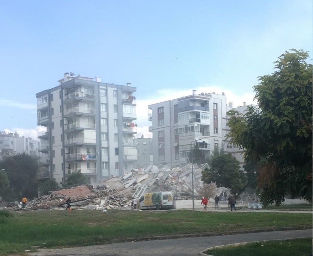 İzmir'deki 6.6'lık deprem oldu! İşte depremden ilk kareler 3