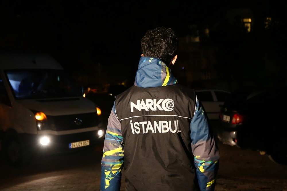 İstanbul'da uyuşturucu satıcılarına eş zamanlı operasyon 2