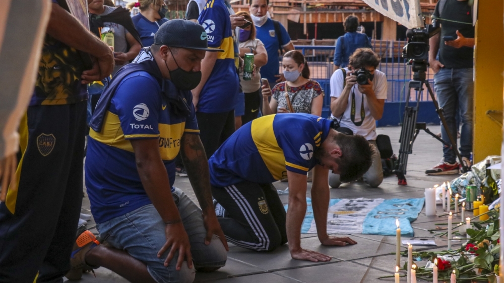 Maradona'nın ölümü Arjantin halkını yasa boğdu 6