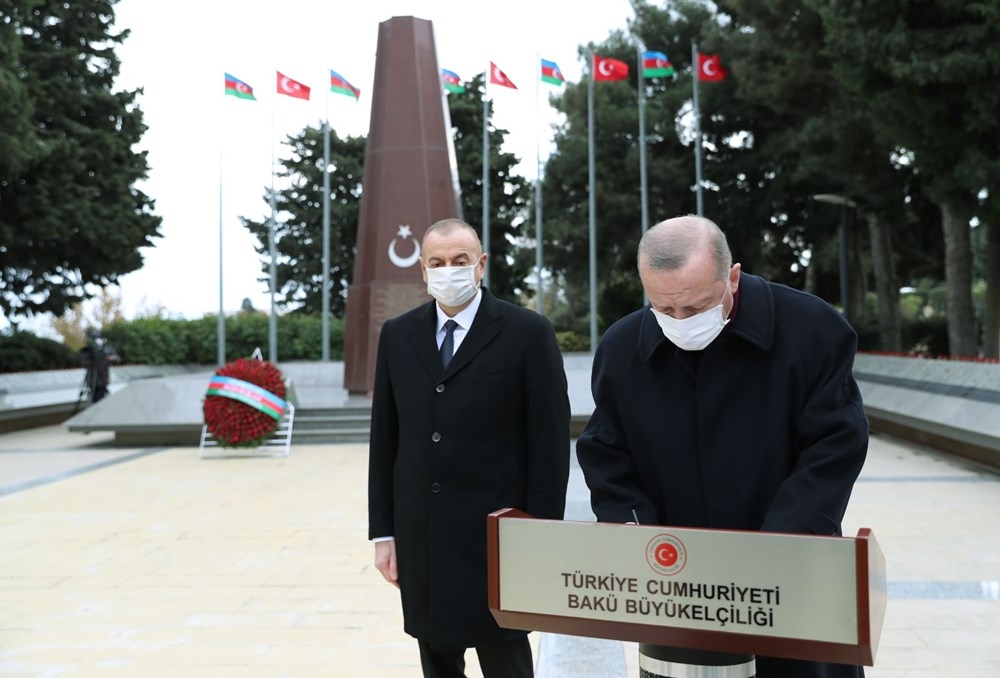 Bakü'de Karabağ zaferi kutlaması 4