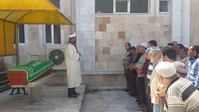 Hıristiyan olarak yaşadı, Müslüman gibi gömüldü 5