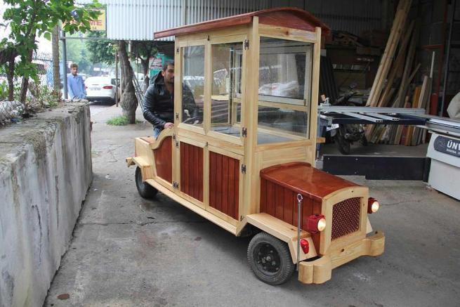 Kirayı fazla bulan esnaf mobil dükkan tasarladı 7