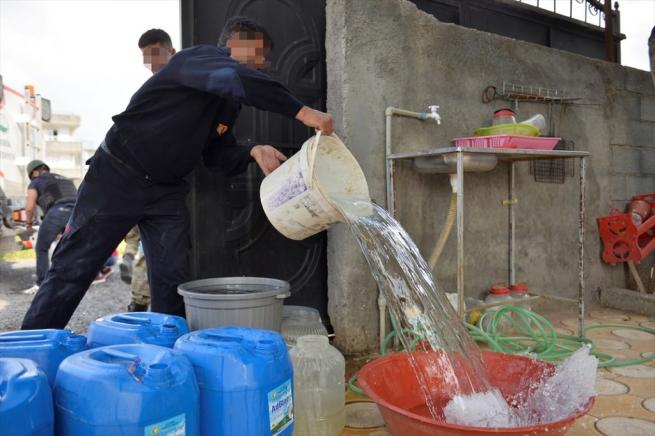 Teröristler susuz bıraktı, güvenlik güçleri yardıma koştu 1