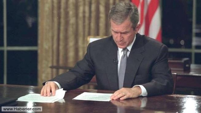11 Eylül saldırısının hiç yayınlanmamış Bush fotoğrafları 23