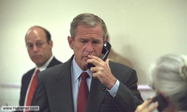 11 Eylül saldırısının hiç yayınlanmamış Bush fotoğrafları 29