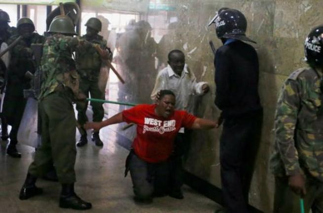 Kenya polisinden sert müdahale 11