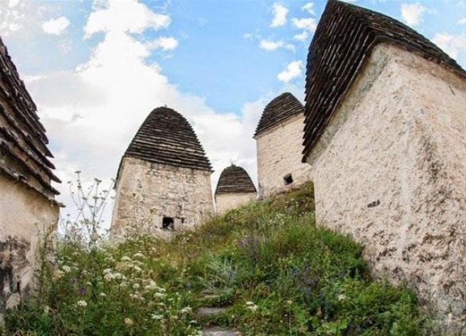 Rusya’daki “Ölüm şehri” Dargavs 16