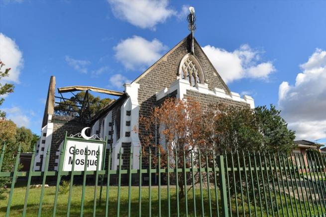 Avustralya'da cami yakıldı 5