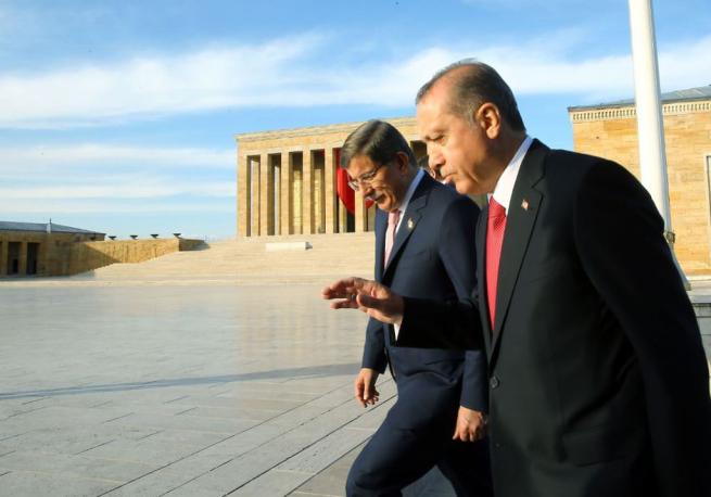Erdoğan ve Davutoğlu Anıtkabir'de Nobel Ödülü Takdim Töreni'nde 18