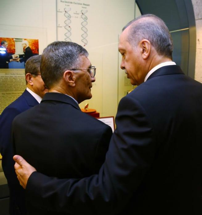Erdoğan ve Davutoğlu Anıtkabir'de Nobel Ödülü Takdim Töreni'nde 7