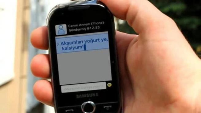 Anne babaların çocuklarına bıraktıkları eğlenceli mesajlar 23