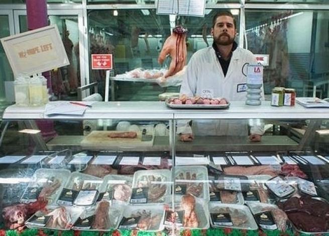 Çin'den insan eti iddiasına cevap geldi 1
