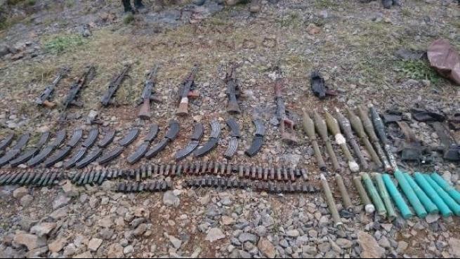 PKK'lı teröristler Matkap ile kayaları oymuşlar 3