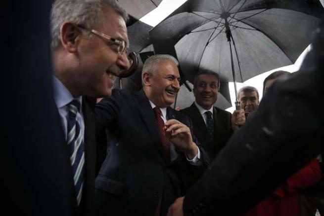 Binali Yıldırım'dan şaşırtan hareket 1