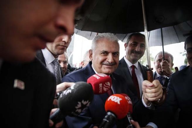 Binali Yıldırım'dan şaşırtan hareket 8