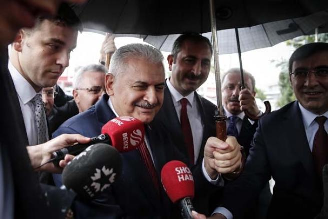 Binali Yıldırım'dan şaşırtan hareket 9
