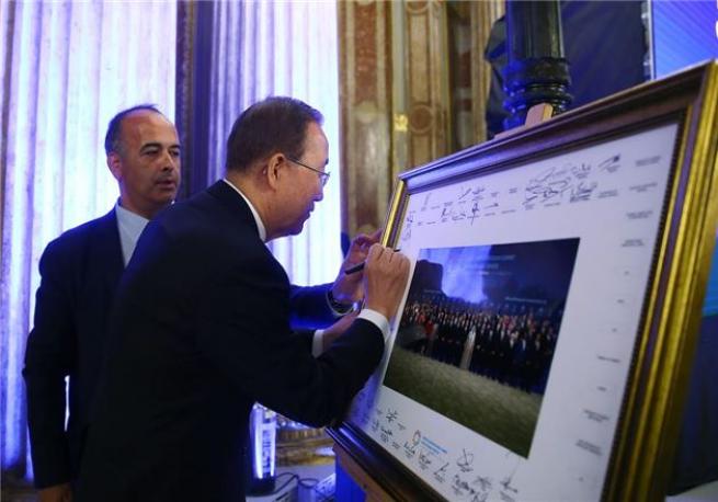 Cumhurbaşkanı Erdoğan'dan misafirleri için akşam yemeği 19