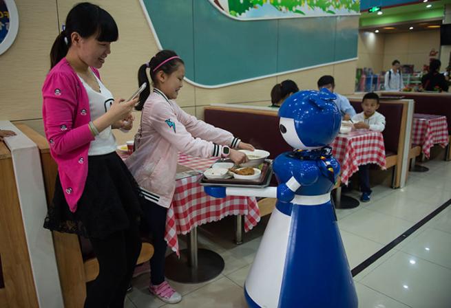 Çin'de Robot Restoran 2