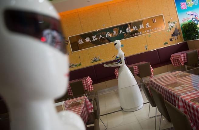 Çin'de Robot Restoran 4
