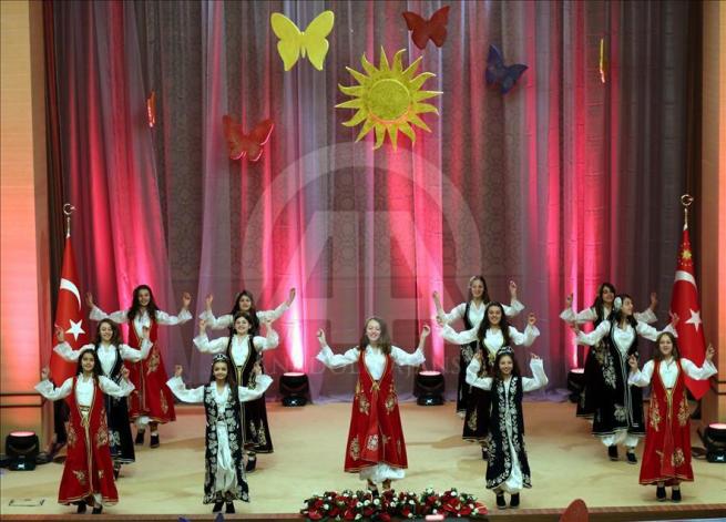 Cumhurbaşkanı Erdoğan dünya çocuklarıyla buluştu 15