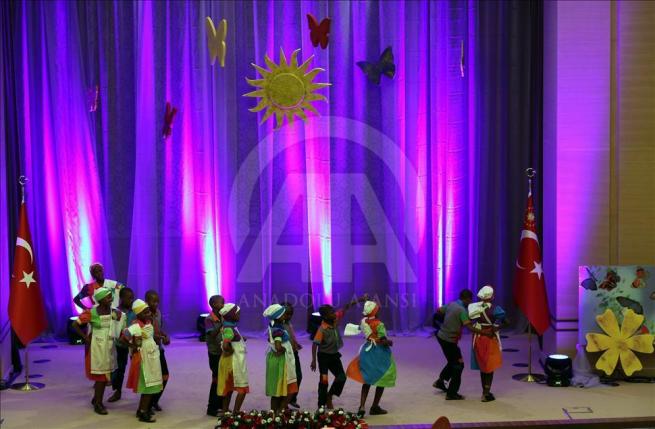 Cumhurbaşkanı Erdoğan dünya çocuklarıyla buluştu 8