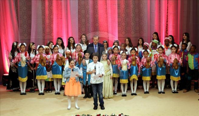 Cumhurbaşkanı Erdoğan dünya çocuklarıyla buluştu 9