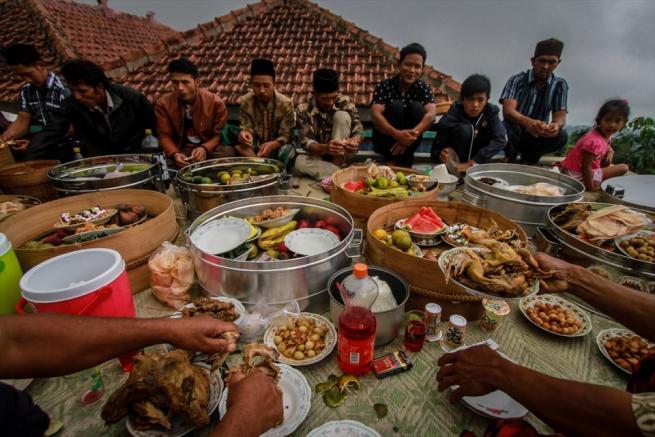 Ramazan ayını böyle kutladılar 11