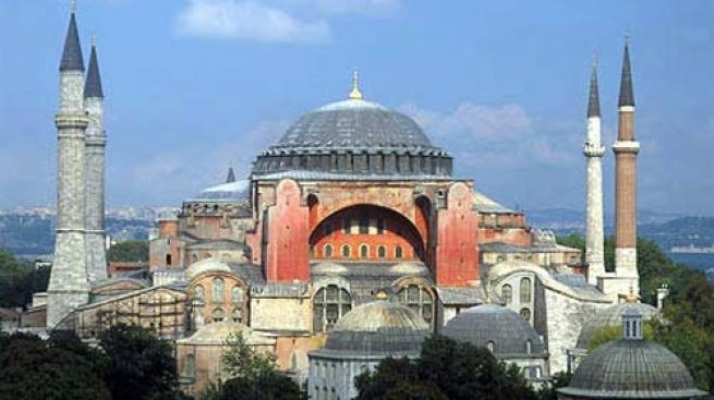 Ramazan boyunca Ayasofya'da Kur'an-ı Kerim okunacak 3
