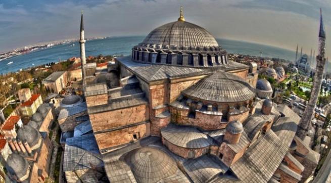 Ramazan boyunca Ayasofya'da Kur'an-ı Kerim okunacak 9