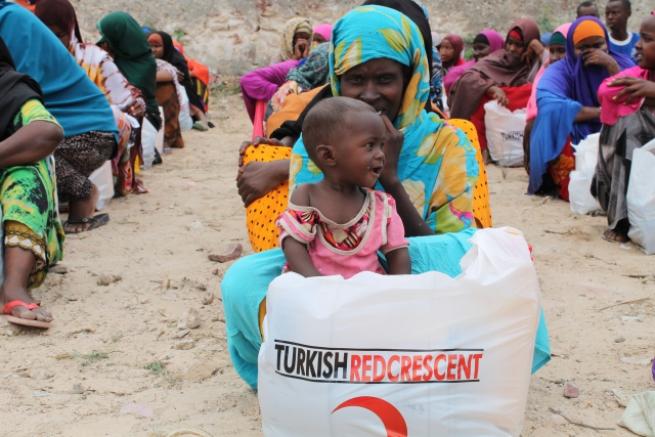 Türk Kızılayı'ndan ramazanda yurt dışına yardım eli 3