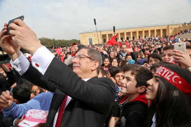 Anıtkabir'deki 23 Nisan törenine bu kareler damga vurdu . 1