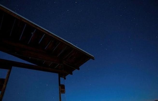 Çölün ortasındaki evi görünmez yaptı 2