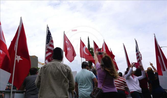 Ermenilerden Los Angeles'ta protesto 12