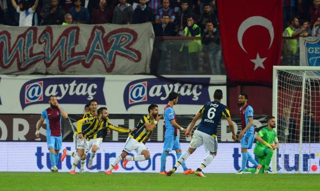 Dünya basını olaylı Trabzonspor-Fenerbahçe derbisini böyle yazdı. 18