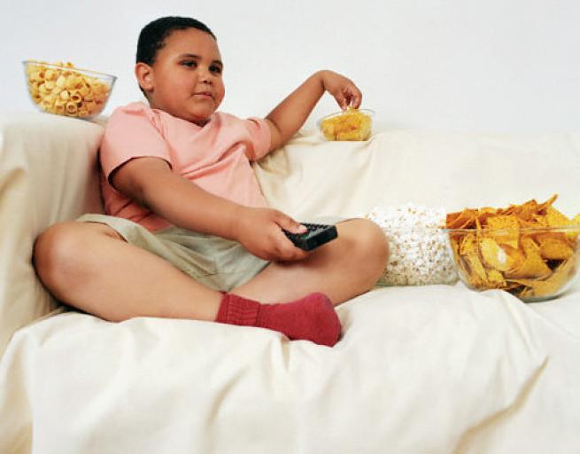 Hareketsiz tatil çocukları obez yapmasın! 2