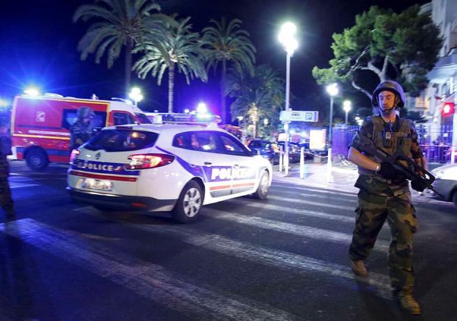 Fransa'da terör saldırısı! 18