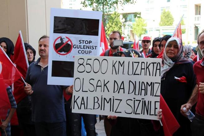 Darbe girişimine dünyadaki Müslümanlar da tepki gösterdi 3